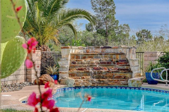 7841 Painted Sunset Drive, Las Vegas, NV 89149