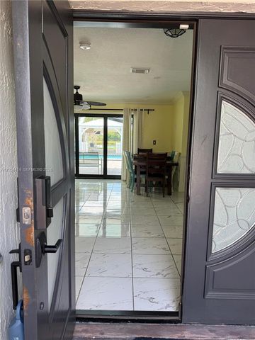 16401 SW 141st Ave, Miami, FL 33177
