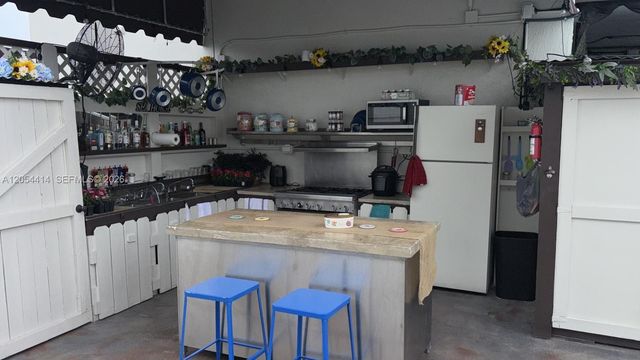 16401 SW 141st Ave, Miami, FL 33177