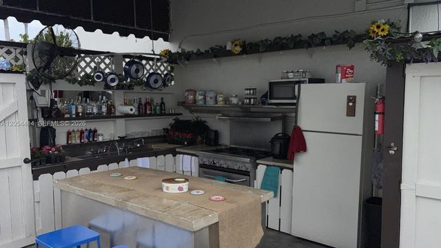 16401 SW 141st Ave, Miami, FL 33177