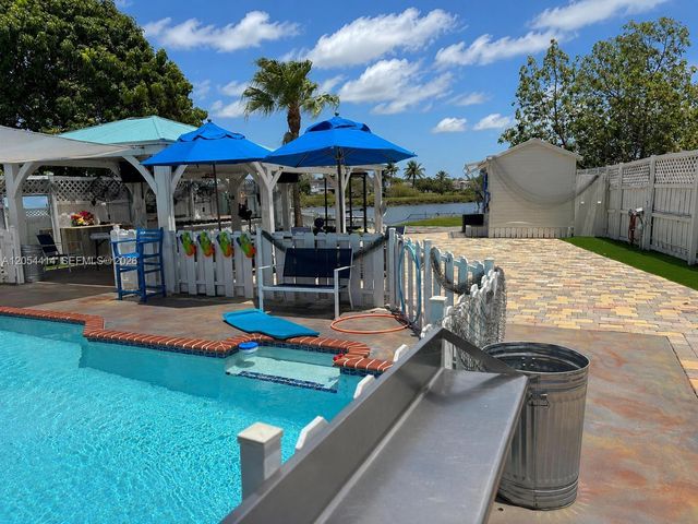 16401 SW 141st Ave, Miami, FL 33177