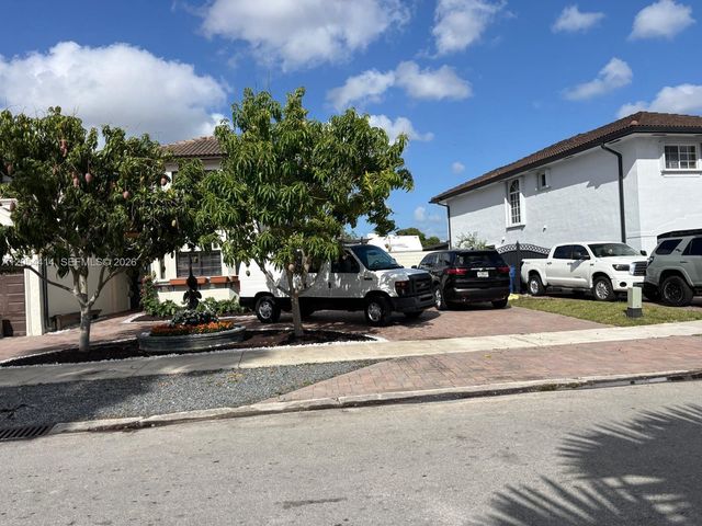 16401 SW 141st Ave, Miami, FL 33177