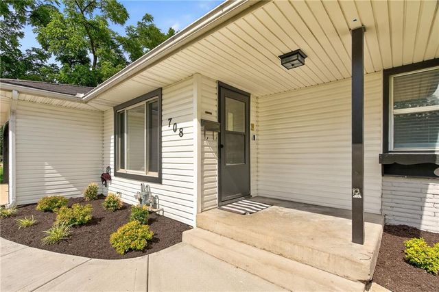 708 S Harrison Street, Olathe, KS 66061