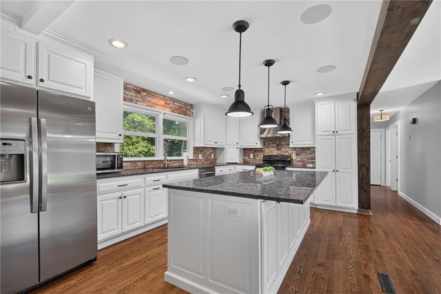 708 S Harrison Street, Olathe, KS 66061
