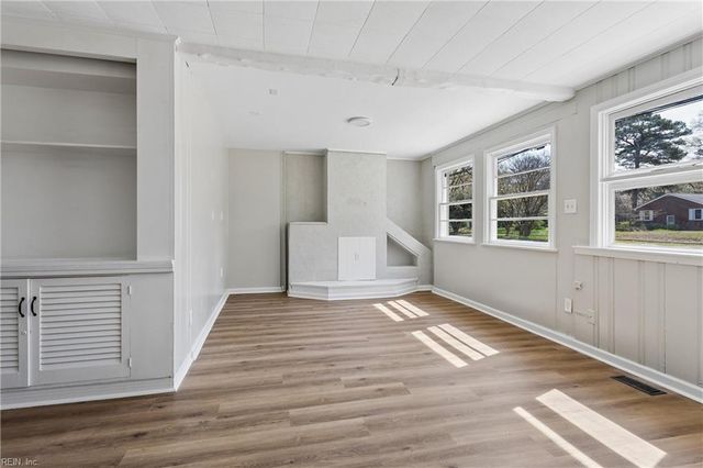 406 Hiden AVE, Newport News, VA 23606