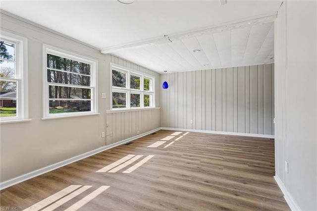 406 Hiden AVE, Newport News, VA 23606