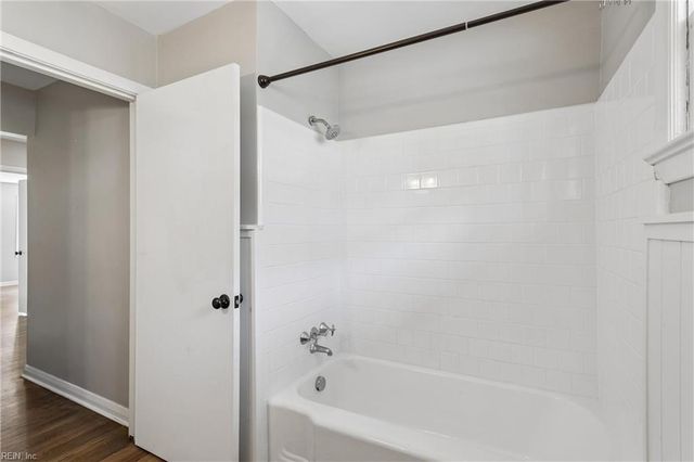 406 Hiden AVE, Newport News, VA 23606