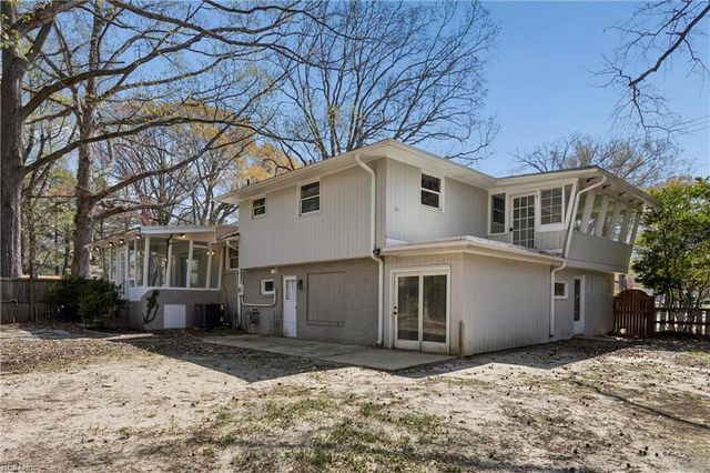 406 Hiden AVE, Newport News, VA 23606