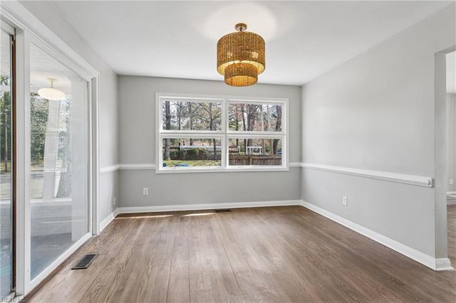 406 Hiden AVE, Newport News, VA 23606