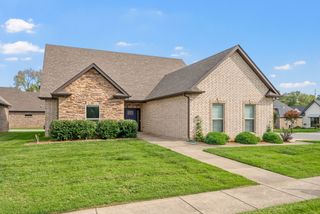 182 Dorchester Cir, Clarksville, TN 37043