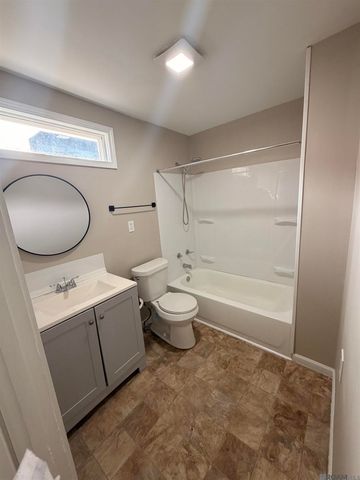 702 N 46th St, Baton Rouge, LA 70802