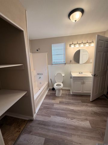 702 N 46th St, Baton Rouge, LA 70802