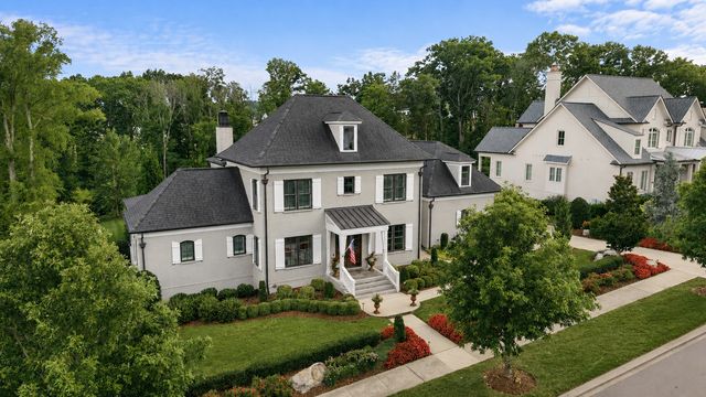 8645 Belladonna Dr, College Grove, TN 37046