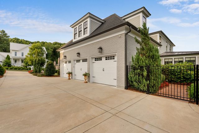 8645 Belladonna Dr, College Grove, TN 37046