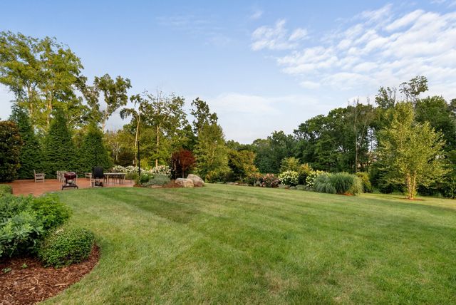 8645 Belladonna Dr, College Grove, TN 37046