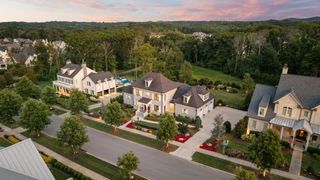 8645 Belladonna Dr, College Grove, TN 37046