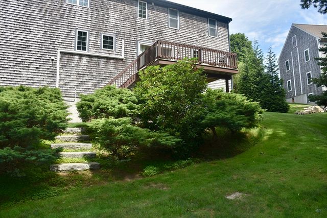 10 Tower Hill Dr, Sandwich, MA 02563