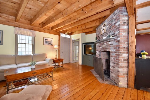 10 Tower Hill Dr, Sandwich, MA 02563