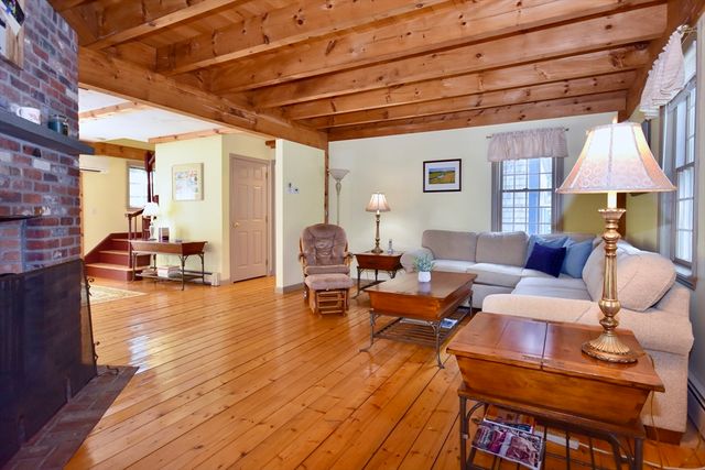 10 Tower Hill Dr, Sandwich, MA 02563
