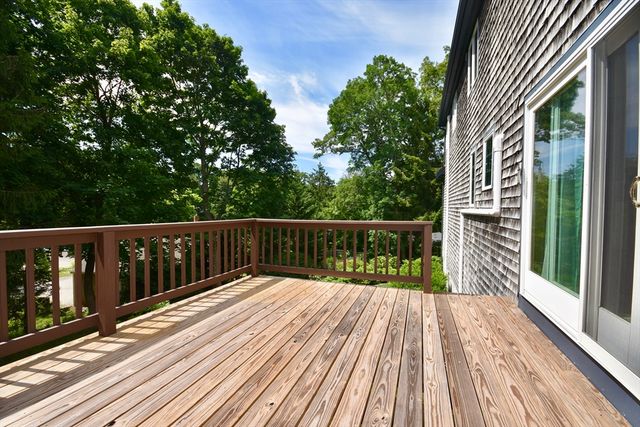 10 Tower Hill Dr, Sandwich, MA 02563