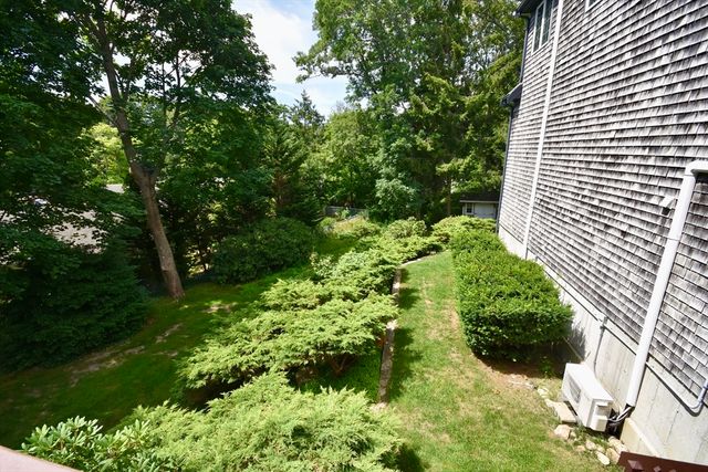 10 Tower Hill Dr, Sandwich, MA 02563