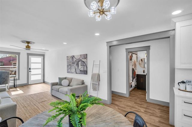 4933 NEWTON AVENUE S, Gulfport, FL 33707