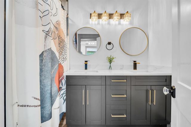 4933 NEWTON AVENUE S, Gulfport, FL 33707