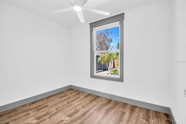 4933 NEWTON AVENUE S, Gulfport, FL 33707