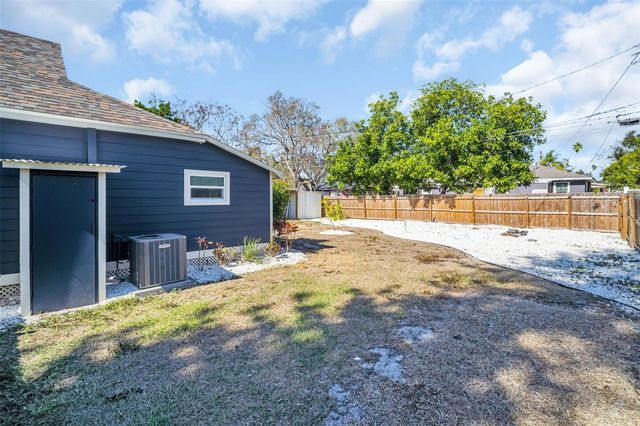 4933 NEWTON AVENUE S, Gulfport, FL 33707