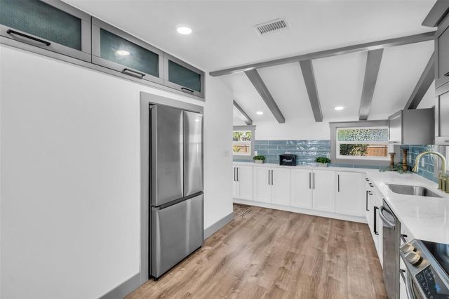 4933 NEWTON AVENUE S, Gulfport, FL 33707