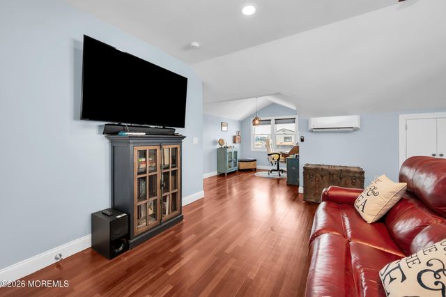 20 W Granada Drive, Brick, NJ 08723