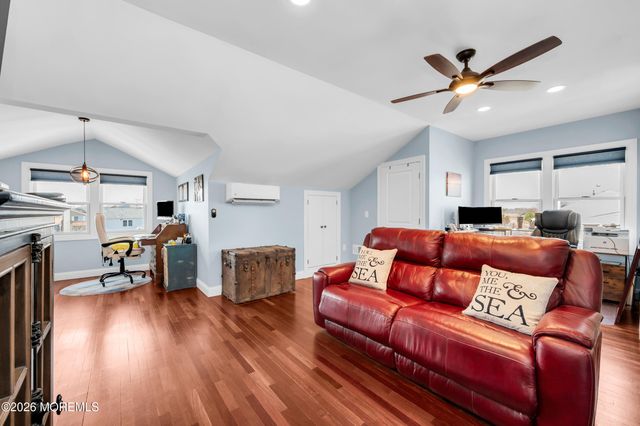 20 W Granada Drive, Brick, NJ 08723