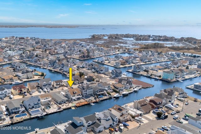 20 W Granada Drive, Brick, NJ 08723