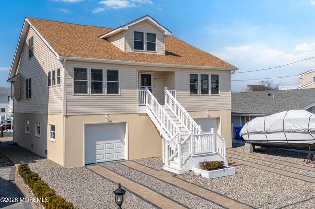 20 W Granada Drive, Brick, NJ 08723