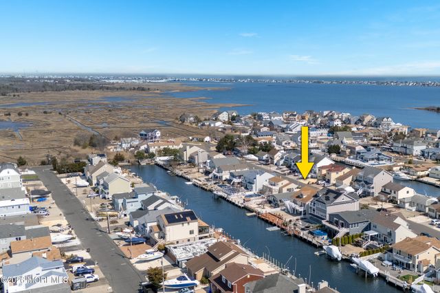 20 W Granada Drive, Brick, NJ 08723