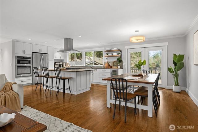 7455 NE 120TH Street, Kirkland, WA 98034