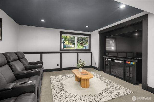 7455 NE 120TH Street, Kirkland, WA 98034