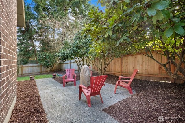 7455 NE 120TH Street, Kirkland, WA 98034