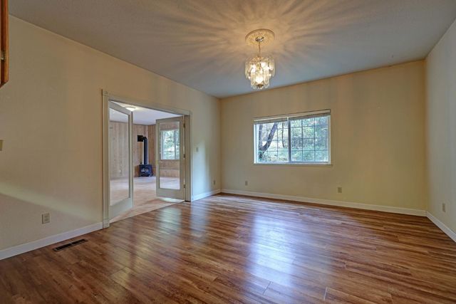 5115 Red Rock Dr, Foresthill, CA 95631