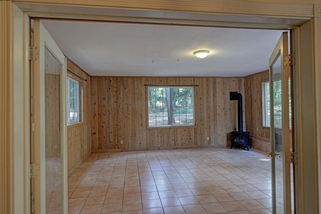 5115 Red Rock Dr, Foresthill, CA 95631