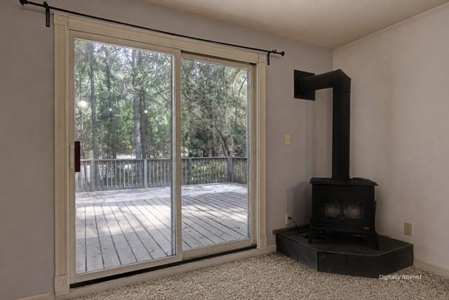 5115 Red Rock Dr, Foresthill, CA 95631