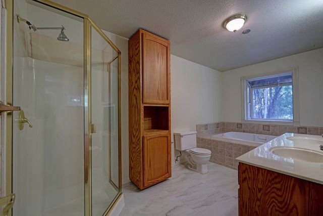5115 Red Rock Dr, Foresthill, CA 95631
