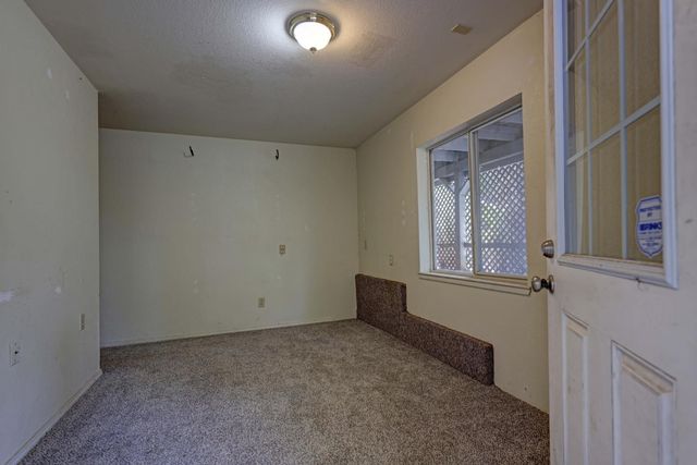 5115 Red Rock Dr, Foresthill, CA 95631