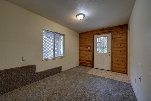 5115 Red Rock Dr, Foresthill, CA 95631