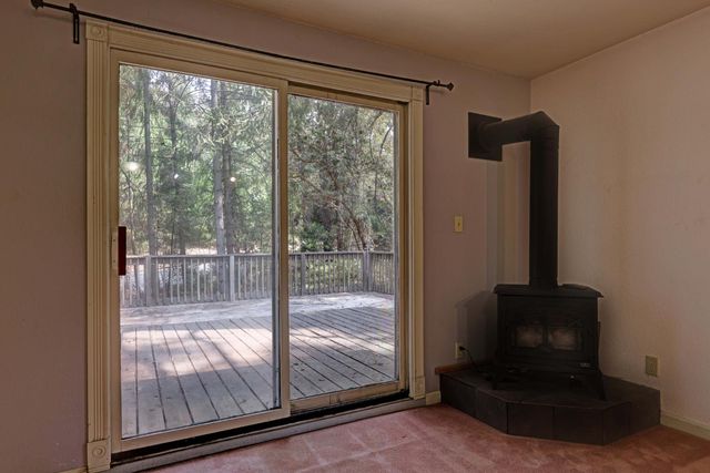 5115 Red Rock Dr, Foresthill, CA 95631