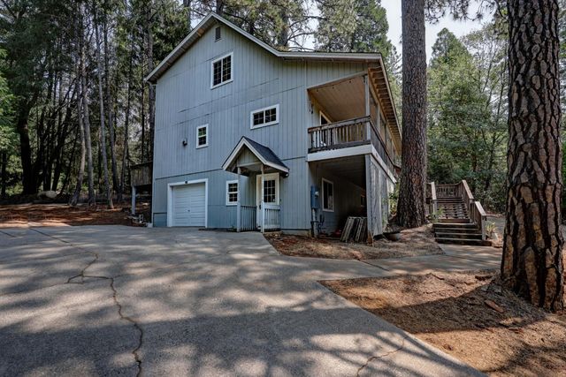 5115 Red Rock Dr, Foresthill, CA 95631