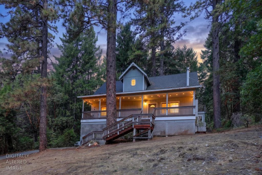 5115 Red Rock Dr, Foresthill, CA 95631