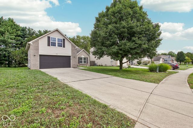 976 Webb Drive, Greenfield, IN 46140