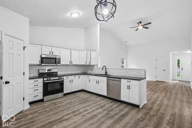 976 Webb Drive, Greenfield, IN 46140