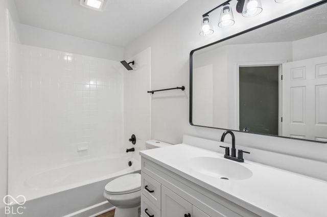976 Webb Drive, Greenfield, IN 46140